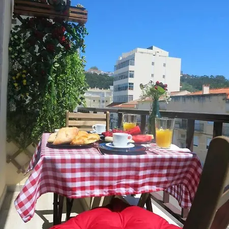 2 Bedrooms At 500 M Away From The With Sea View And Wifi 나자레