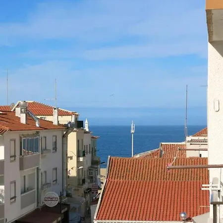 2 Bedrooms At 500 M Away From The With Sea View And Wifi