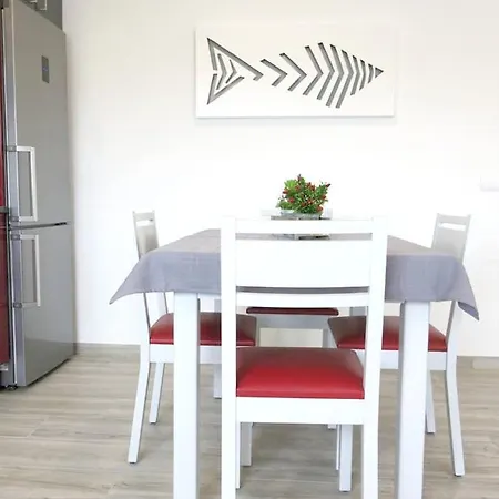 2 Bedrooms At 500 M Away From The With Sea View And Wifi Apartment Nazare
