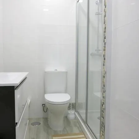 2 Bedrooms At 500 M Away From The With Sea View And Wifi Apartment *