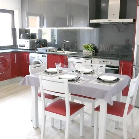 2 Bedrooms At 500 M Away From The With Sea View And Wifi